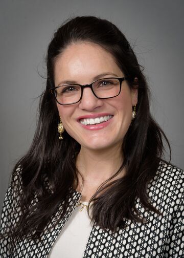 head shot of Rachel Schwartz, PA-C